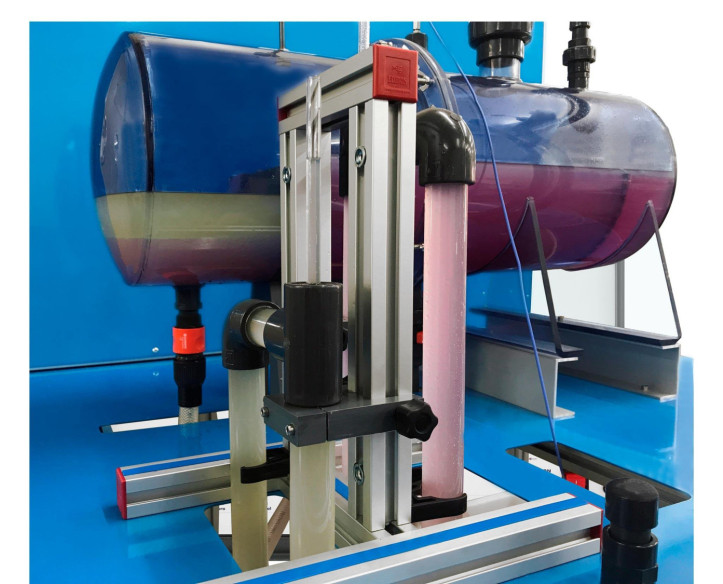 COMPUTER CONTROLLED HORIZONTAL THREE-PHASE SEPARATOR - HTSC