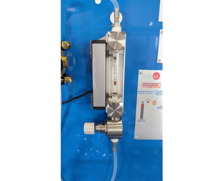 COMPUTER CONTROLLED PEM FUEL CELL UNIT - EC5C