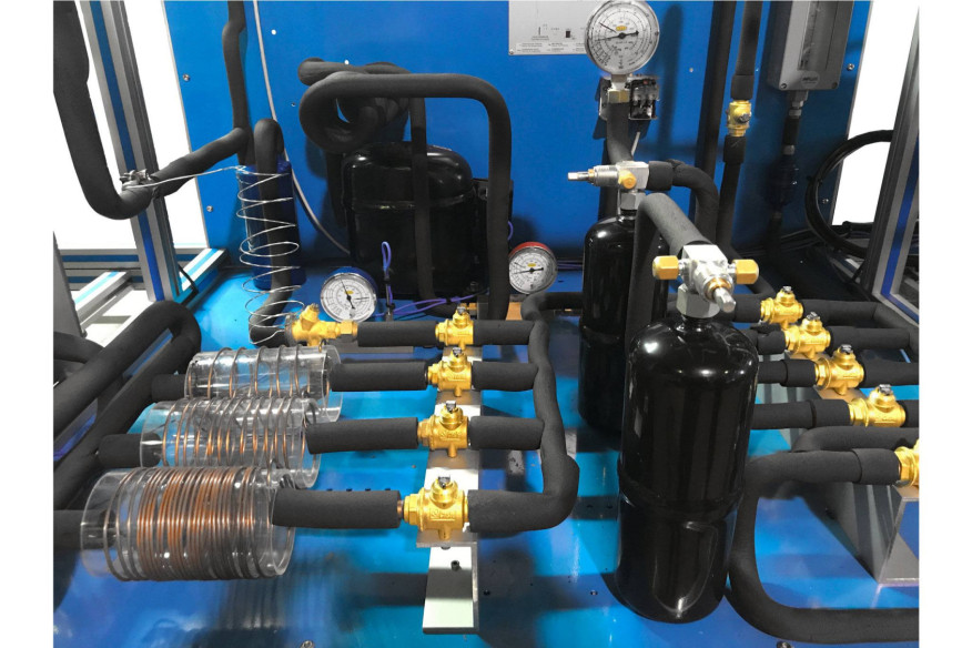 COMPUTER CONTROLLED REFRIGERATION UNIT WITH DIFFERENT CAPILLARY TUBES - TCRCTC