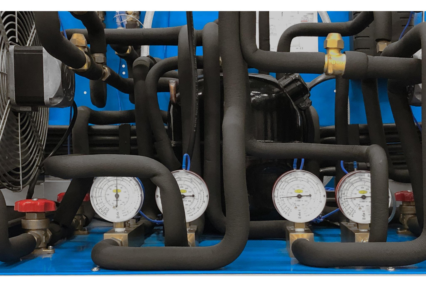 COMPUTER CONTROLLED RERVERSIBLE HEAT PUMP + AIR CONDITIONING + REFRIGERATION WITH 2 CONDENSERS AND 2 EVAPORATORS (WATER/AIR) - T COMPUTER CONTROLLED RERVERSIBLE HEAT PUMP + AIR CONDITIONING + REFRIGERATION WITH 2 CONDENSERS AND 2 EVAPORATORS (WATER/AIR) - T