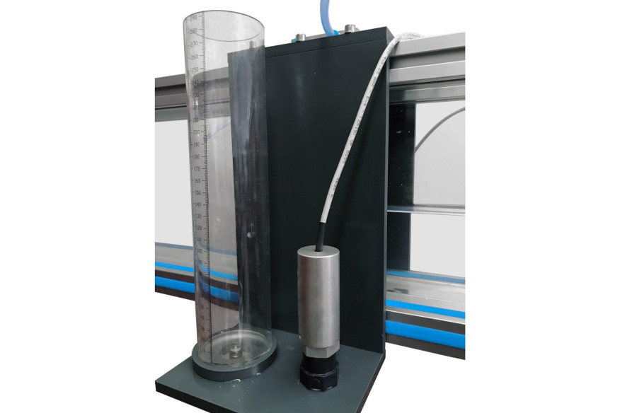 COMPUTER CONTROLLED WAVES ENERGY UNIT - EOMC