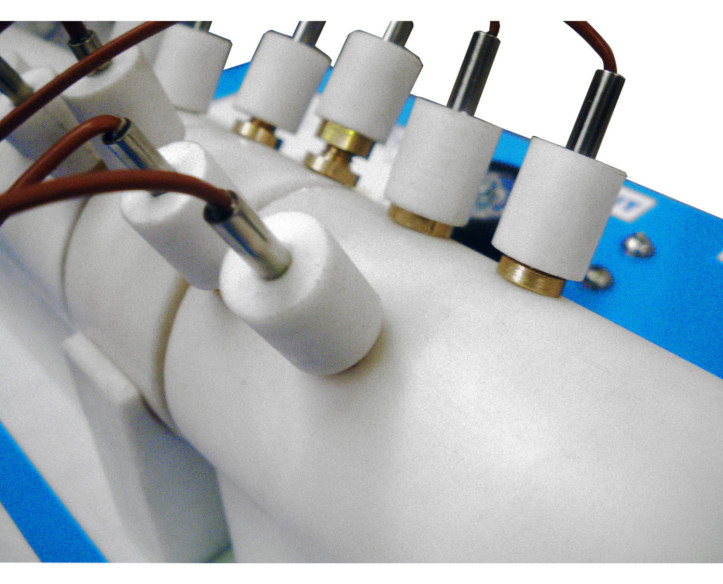 COMPUTER CONTROLLED HEAT CONDUCTION UNIT - TCCC