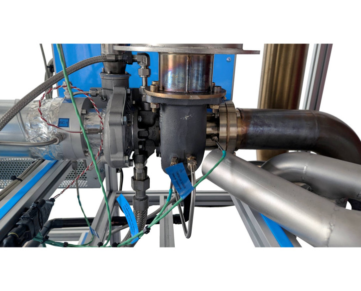 COMPUTER CONTROLLED TWO -SHAFT GAS TURBINE - TGDEC