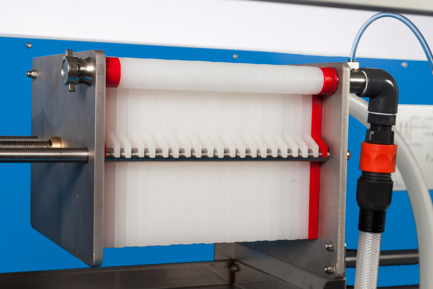 COMPUTER CONTROLLED PLATE AND FRAME FILTER PRESS - AFPMC